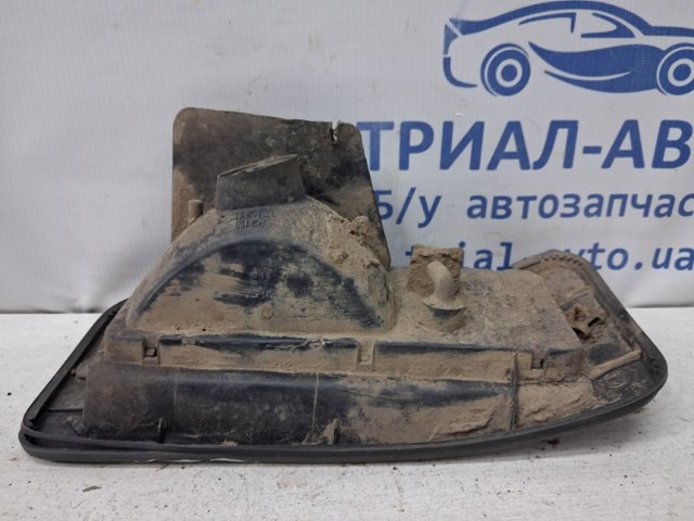 MR465018 MITSUBISHI Фонарь заднего бампера правый купить в Киев