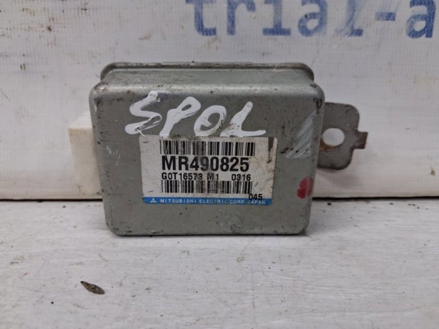 Блок управления круиз-контролем MR490825 MITSUBISHI