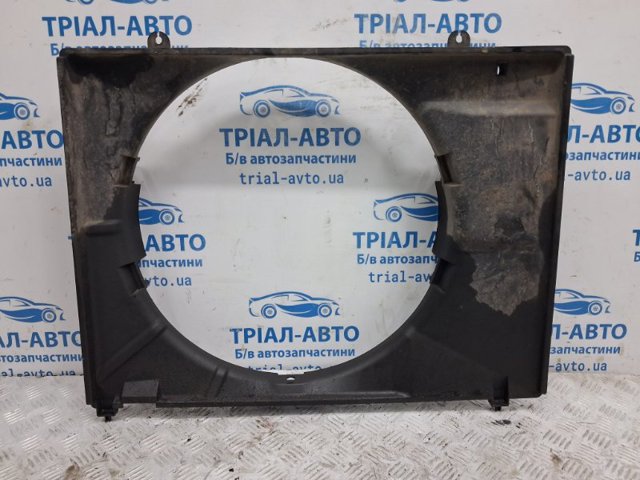 MITSUBISHI MR497044 Диффузор радиатора охлаждения в наличии Кривой Рог