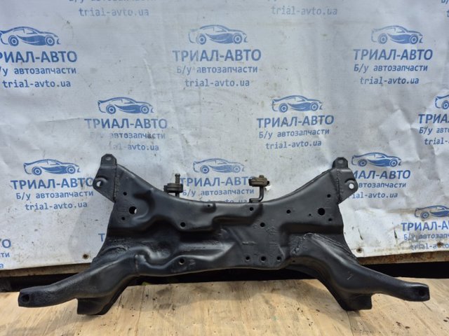 Балка передней подвески MR510285 MITSUBISHI