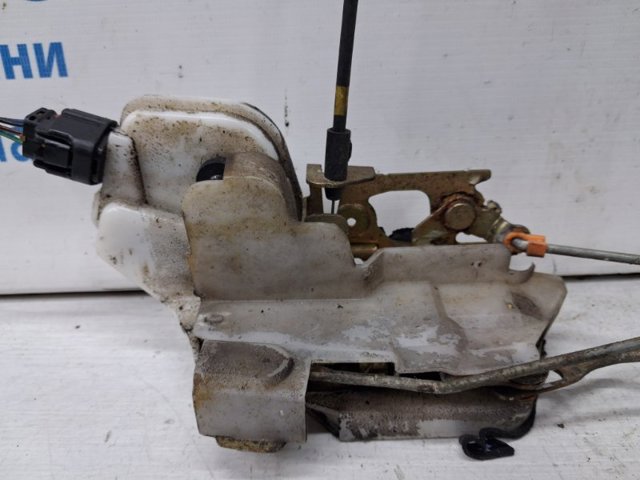 Запор кабины MR512235 MITSUBISHI