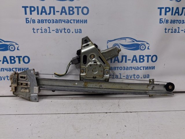 Стеклоподъемник с электродвигателем Митсубиси Паджеро 3