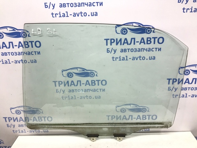 Стекло задней двери, левой MR525741 MITSUBISHI