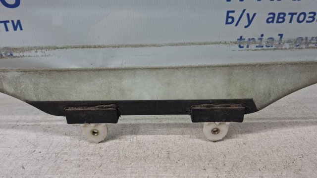 Окно задней двери MR525742 MITSUBISHI