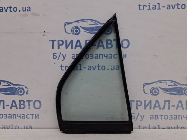 MITSUBISHI MR525825 Стекло-форточка двери задней левой в наличии Ужгород