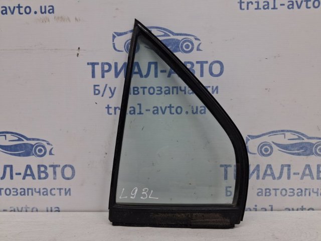 MITSUBISHI MR525825 Стекло-форточка двери задней левой в наличии Ровно