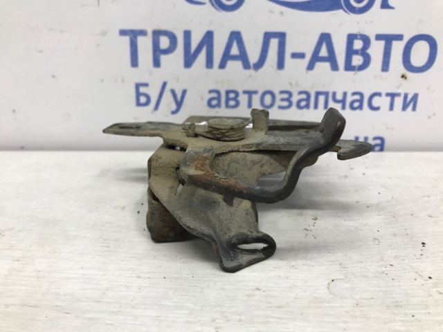 MR526658 Замок капота купить Харьков