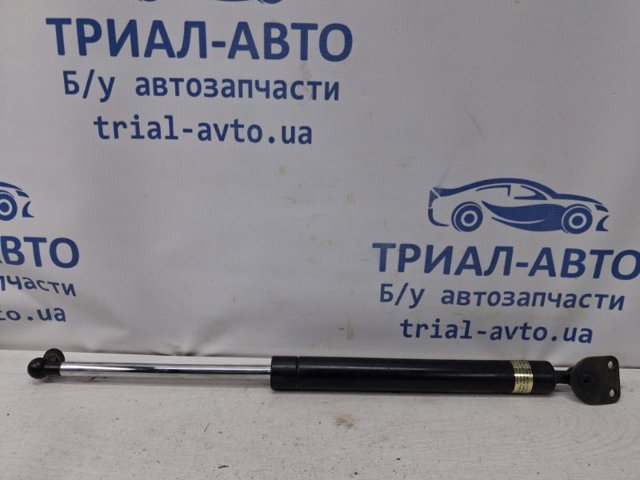 Амортизатор задней двери MR526933 MITSUBISHI