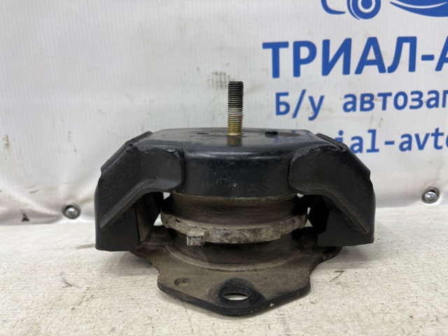 Опора двигателя, левая/правая MR554231 MITSUBISHI