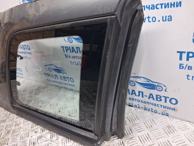 MR574296 Стекло кузова (багажного отсека) правое купить Сумы