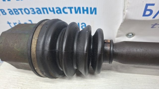 MR580378 MITSUBISHI Полуось (привод) передняя правая купить в Николаев