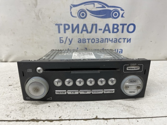 Автомагнитола MR587702HB MITSUBISHI