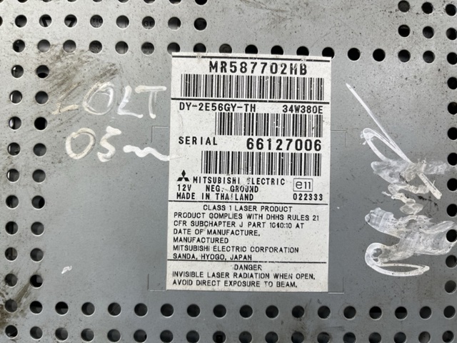 MR587702HB MITSUBISHI Магнитола (радио AM/FM) купить в Украина