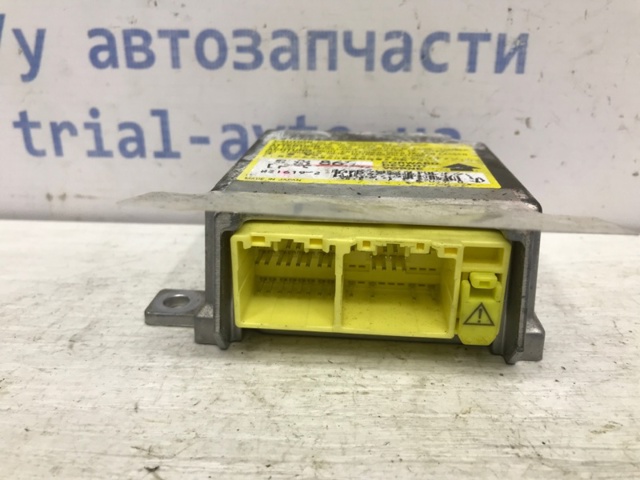 MR587868 Модуль-процессор управления подушкой безопасности (ЭБУ AIRBAG) купить Винница
