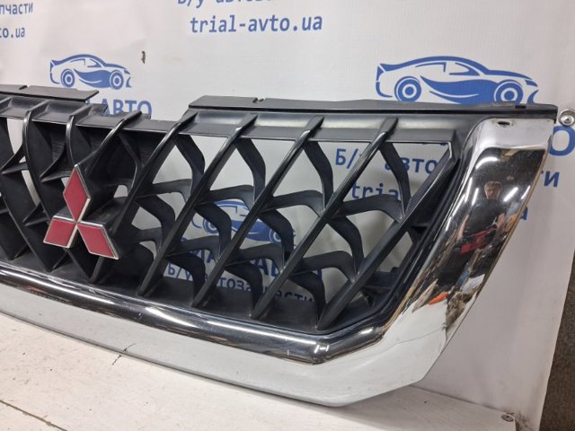 MITSUBISHI MR607481 Решетка радиатора в наличии Сумы
