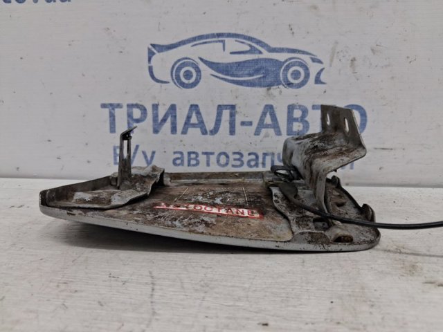 MR954514 Лючок бензобака купить Житомир