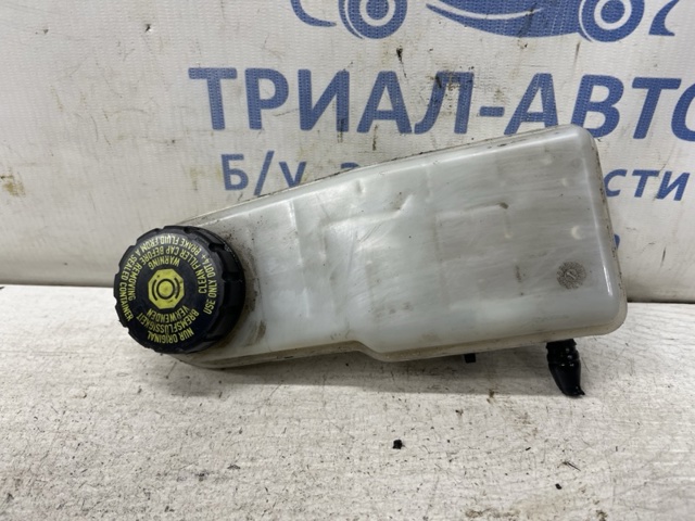 Бачок тормозной жидкости Mitsubishi Colt 7
