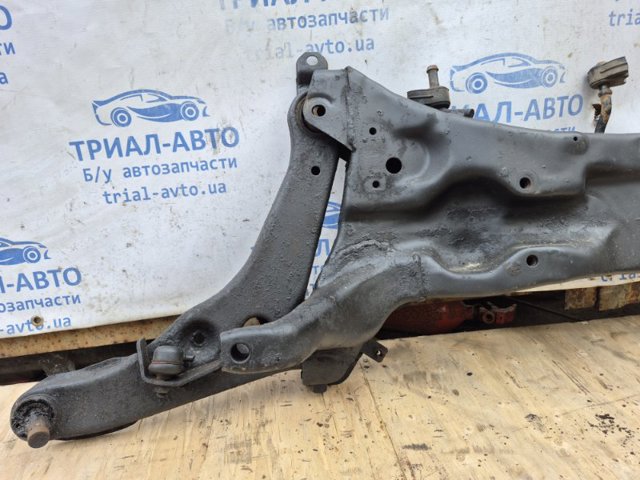 MR961222 Балка передней подвески (подрамник) передняя купить Полтава