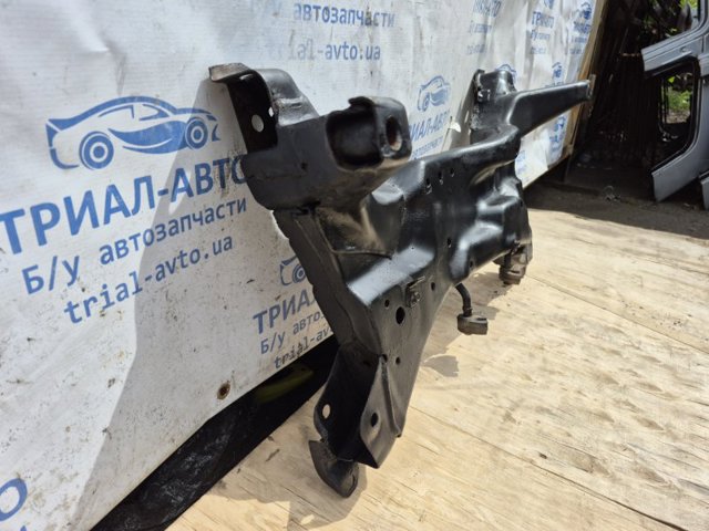 MITSUBISHI MR961222 Балка передней подвески (подрамник) передняя в наличии Черкассы