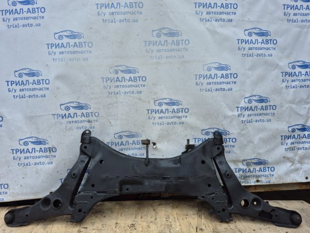 MR961222 MITSUBISHI Балка передней подвески (подрамник) передняя купить в Ровно