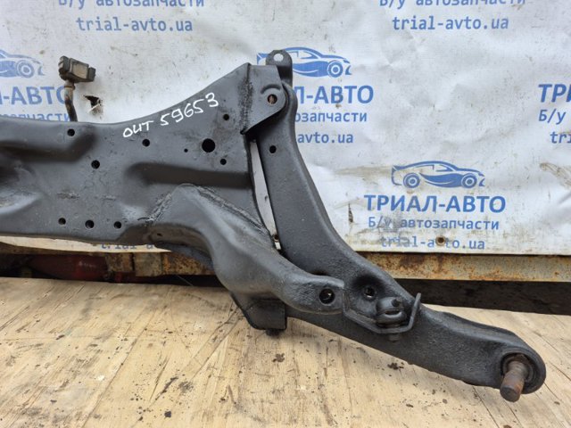 MITSUBISHI MR961222 Балка передней подвески (подрамник) передняя в наличии Чернигов