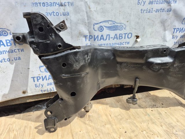 MR961222 MITSUBISHI Балка передней подвески (подрамник) передняя купить в Ровно
