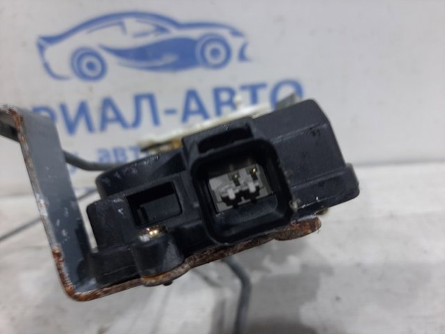 MITSUBISHI MR970622 Замок двери задней правой в наличии Черновцы
