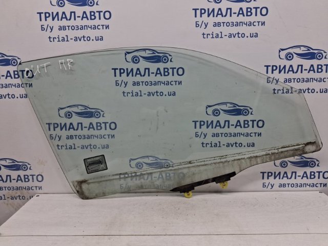 Стекло двери передней правой MR978106 MITSUBISHI