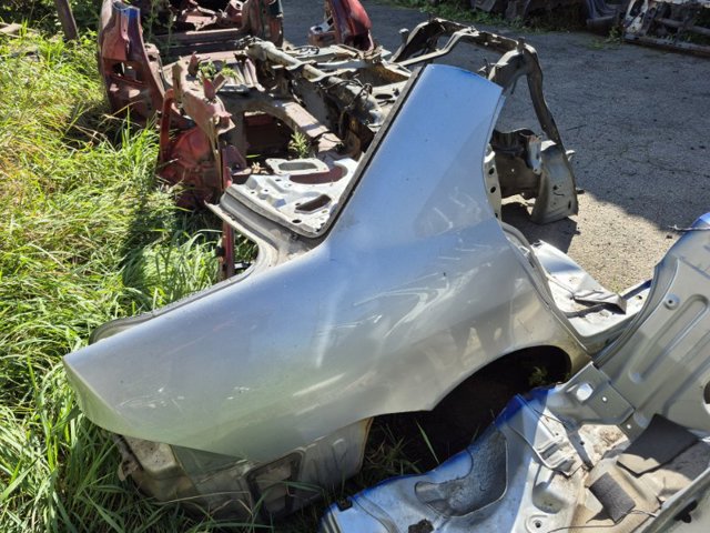Боковая часть задняя правая MR981628 MITSUBISHI
