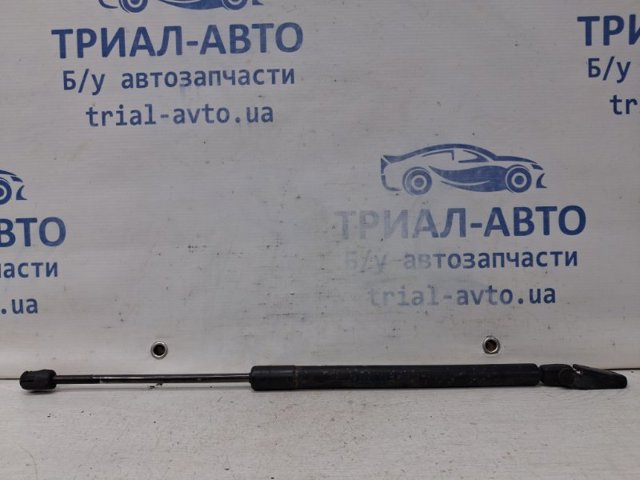 Амортизатор двери багажника MR991807 MITSUBISHI