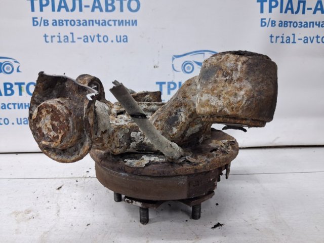 MR992532 MITSUBISHI Цапфа (поворотный кулак) задний правый купить в Черкассы