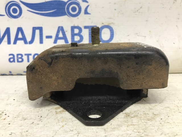 MR992670 MITSUBISHI Подушка (опора) двигателя левая/правая купить в Каменское