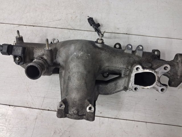 MAZDA SH0113100A Впускной коллектор в наличии Кривой Рог