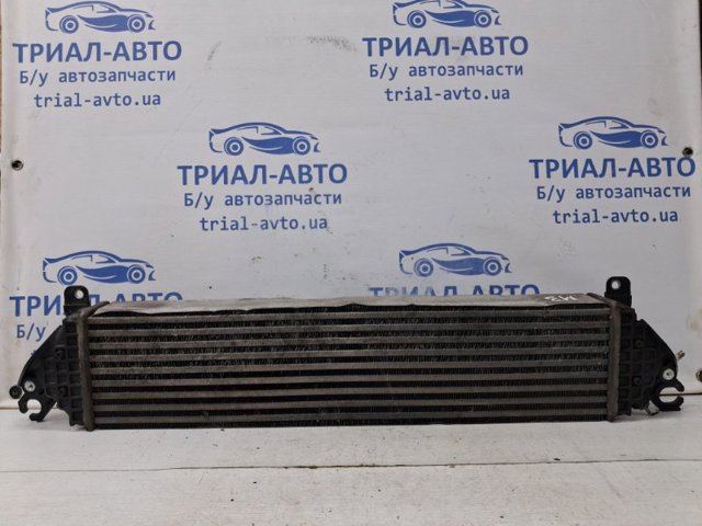Радиатор интеркуллера SH0113565 MAZDA