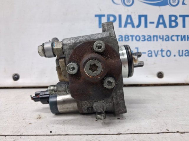 Насос топливный высокого давления SH0113800D MAZDA