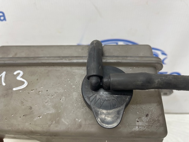 SH0115351 MAZDA Бачок системы охлаждения купить в Николаев