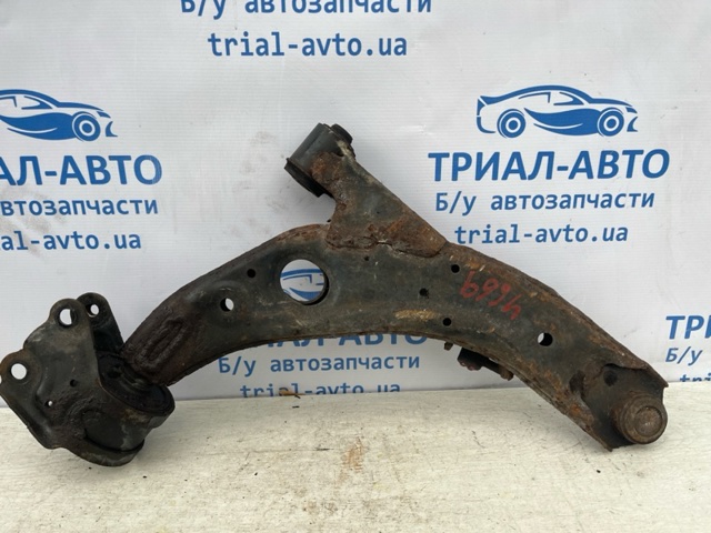 Рычаг передней подвески нижний левый TD1134350B MAZDA