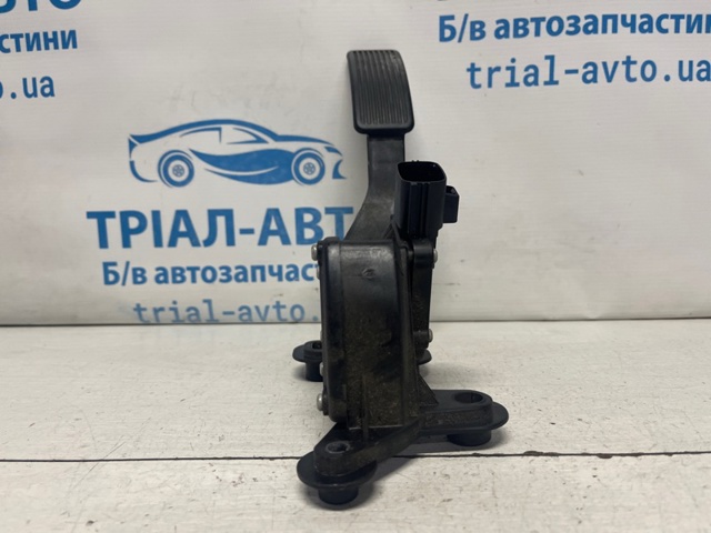 Педаль акселератора TD1141600A MAZDA