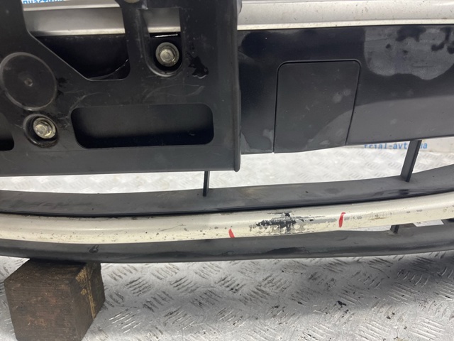 MAZDA TD1150031GAA Передний бампер в наличии Ровно