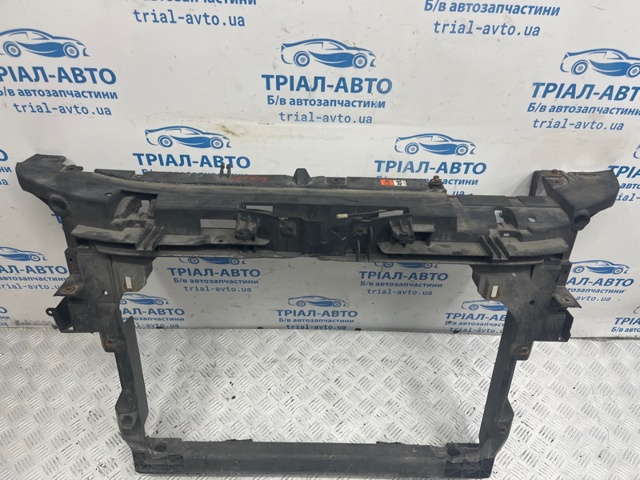 MAZDA TD1153110E Рамка радиатора в наличии Одесса