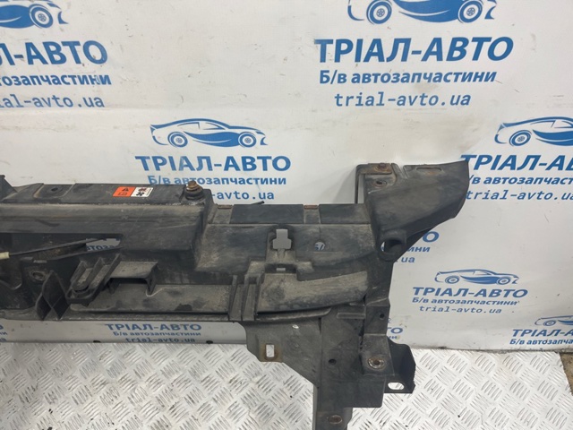 TD1153110E MAZDA Рамка радиатора купить в Украина