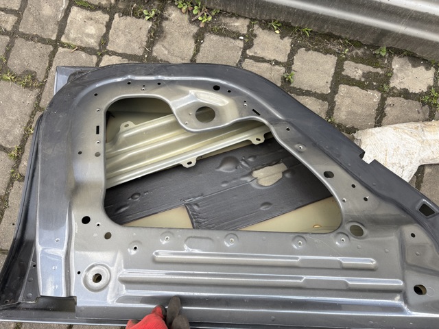 1081441E0C Tesla Model Дверь задняя левая купить в Черновцы