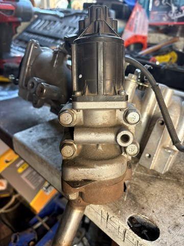 1582A038 MITSUBISHI Клапан ЕГР купить в Житомир