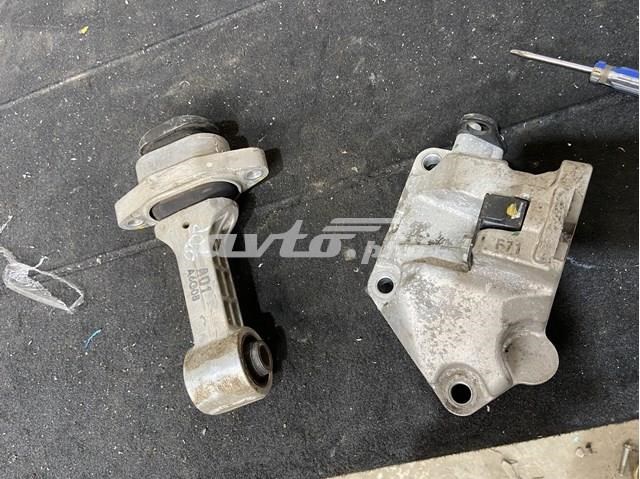 219503X000 HYUNDAI Подушка (опора) двигателя нижняя купить в Черновцы