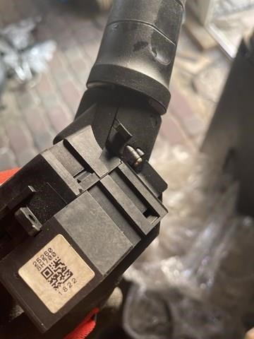 Подрулевой правый переключатель  252608H700 NISSAN
