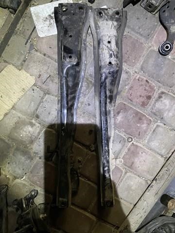 4000A021 Балка крепления двигателя купить Павлоград