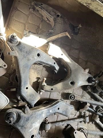4862060010 Рычаг передней подвески нижний правый купить Винница