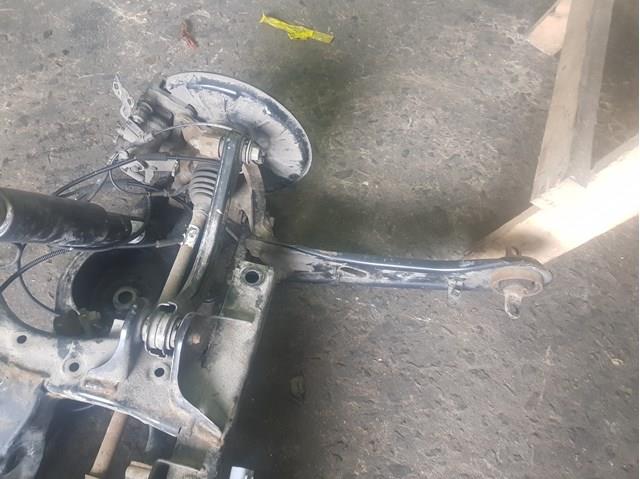 Кулак поворотный правый 52720K4000 HYUNDAI