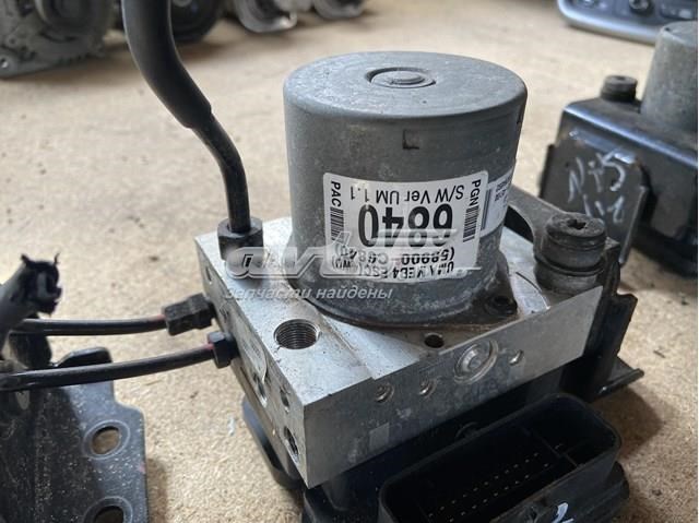 Блок управления АБС  58900C6840 HYUNDAI
