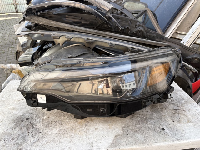 Фары 68275945AH CHRYSLER